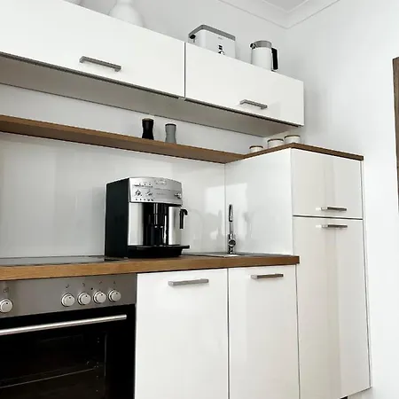 Apartment Moderne Stadtfeder Nahe Bauhaus Und Meisterhaeuser *